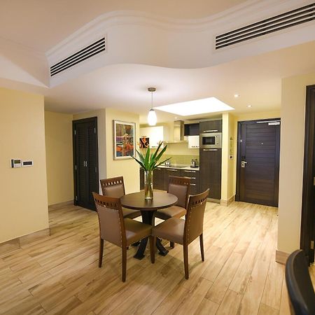 Mestil Hotel & Residences Kampala Buitenkant foto