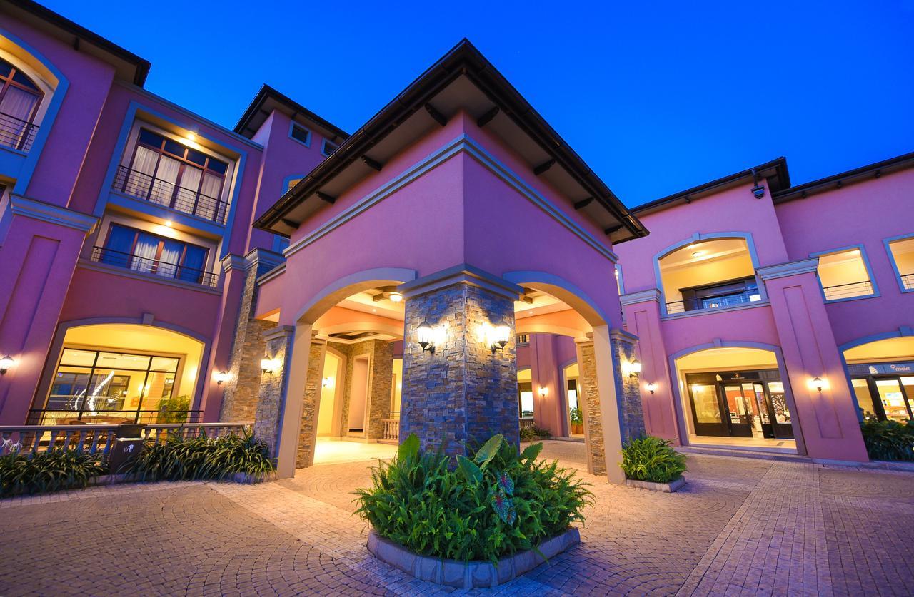 Mestil Hotel & Residences Kampala Buitenkant foto