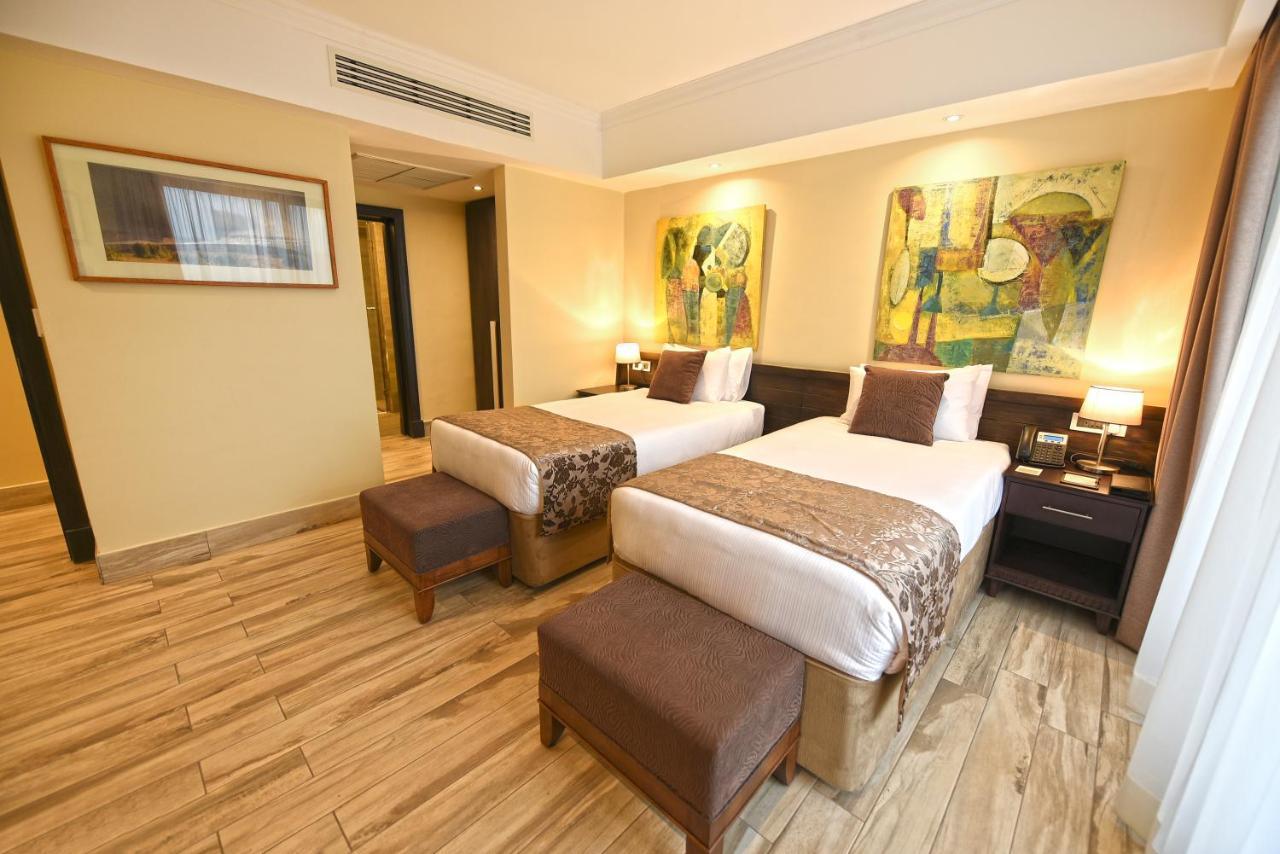 Mestil Hotel & Residences Kampala Buitenkant foto