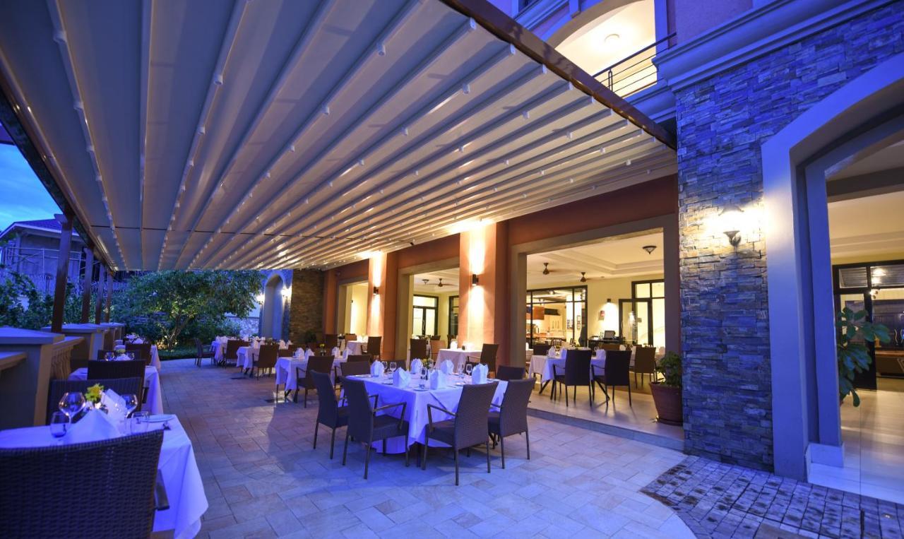 Mestil Hotel & Residences Kampala Buitenkant foto