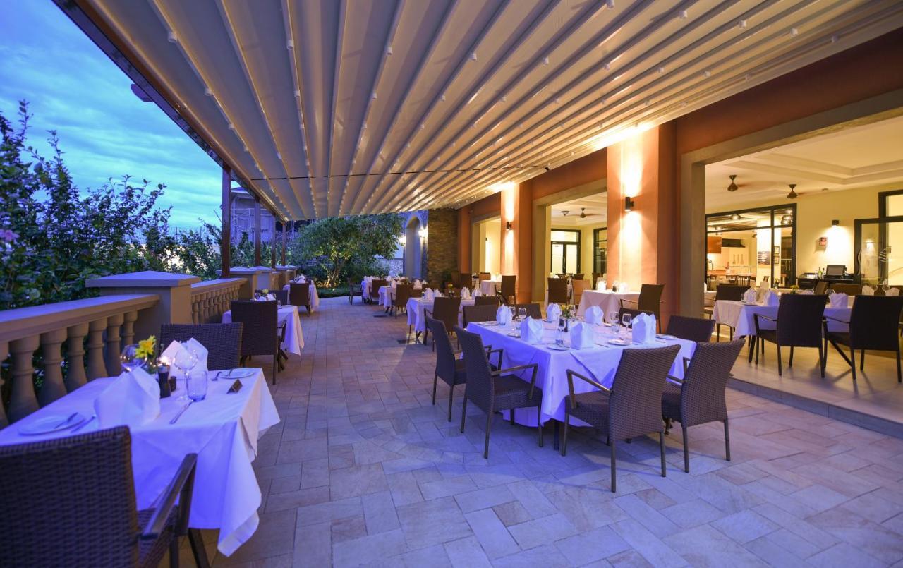 Mestil Hotel & Residences Kampala Buitenkant foto