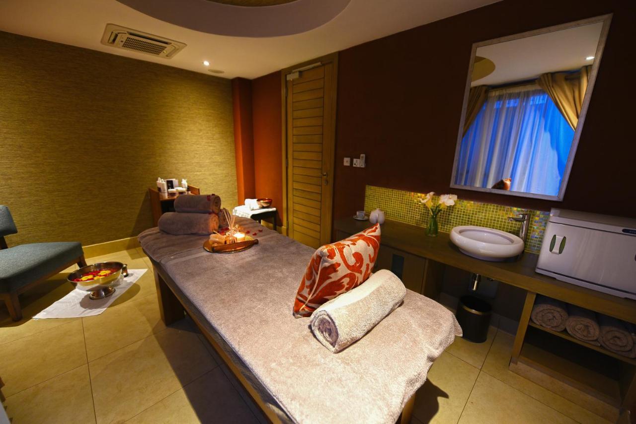 Mestil Hotel & Residences Kampala Buitenkant foto