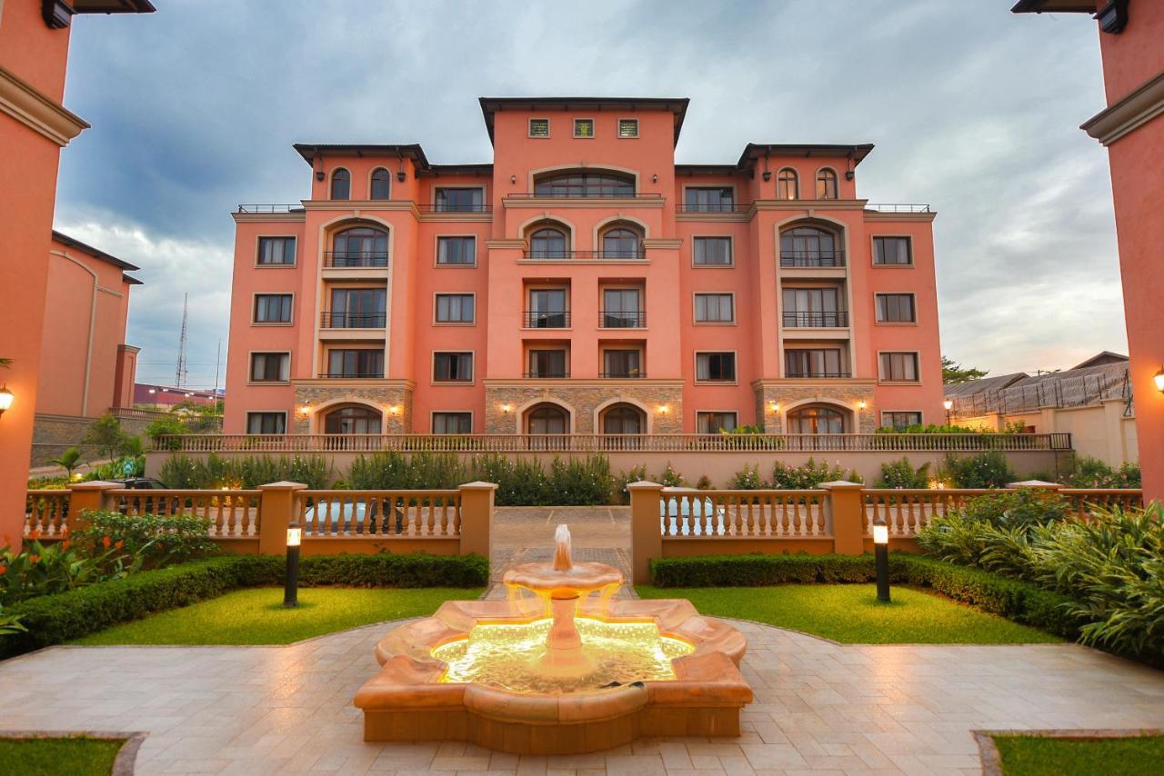 Mestil Hotel & Residences Kampala Buitenkant foto
