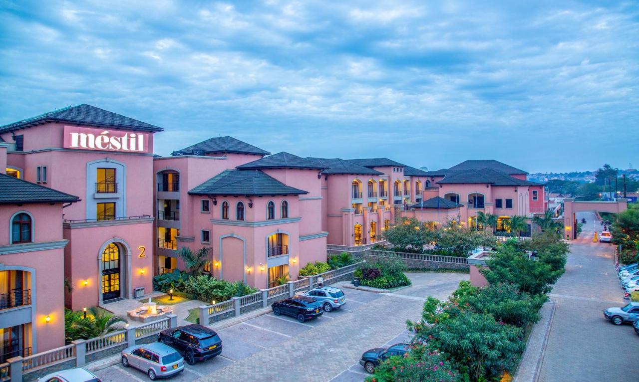 Mestil Hotel & Residences Kampala Buitenkant foto